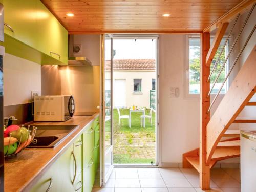 La Bernerie-en-Retz House | Holiday Home Ker Zelia by Interhome
