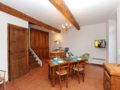 Tautavel House | Holiday Home in Tautavel near Gorges de Gouleyrous