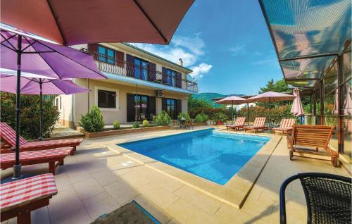 Kastel Novi House | Holiday Home Kastel Stari With Fireplace 12