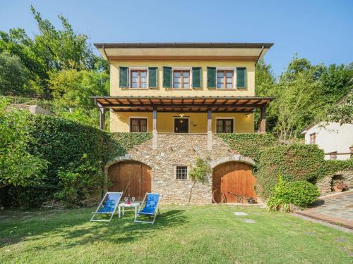 Seravezza House | Holiday Home L'Aia by Interhome