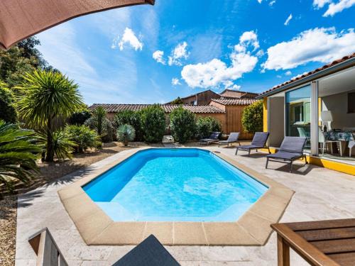Cogolin House | Holiday Home Le Clos du Mûrier by Interhome
