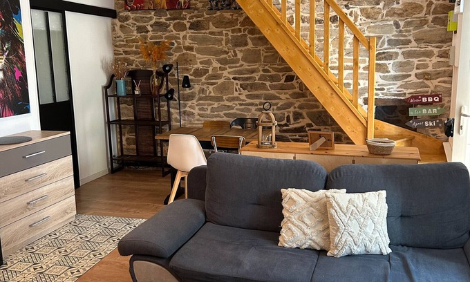 Brelevenez House | Holiday Home 'Maison À Lannion'