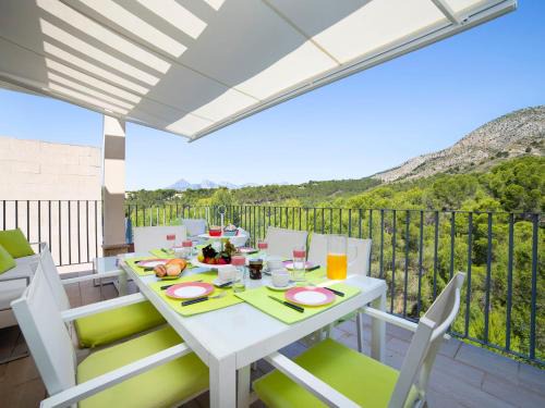 Altea la Vella House | Holiday Home Mont Verd by Interhome