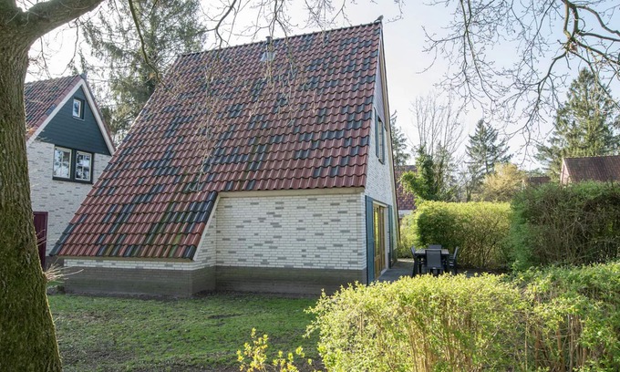Municipality of Oosterhout House | Holiday Home near Biesbosch & Breda