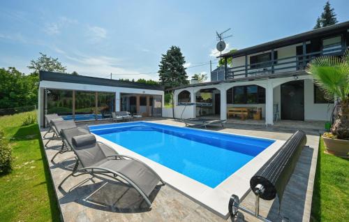 Jalzabet House | Holiday Home Noah