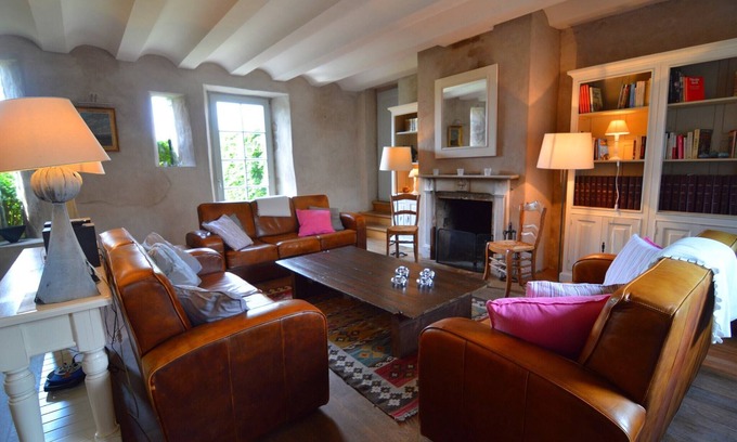 Falaen House | Holiday Home Onhaye with Wellness & Forests