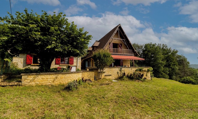 Montignac House | Holiday Home Panissal – 6 Persons in Montignac-Lascaux, in the Heart of the Périgord Noir