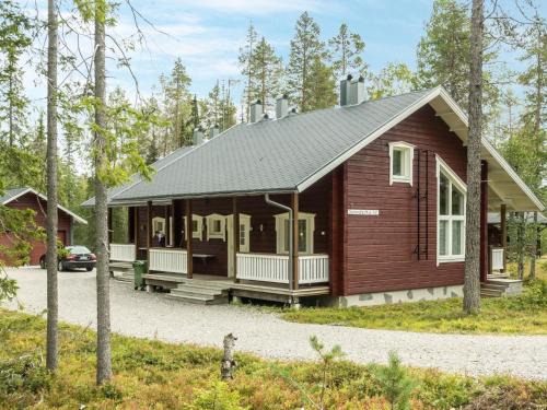 Yllas House | Holiday Home Sammalkaltio 1 by Interhome