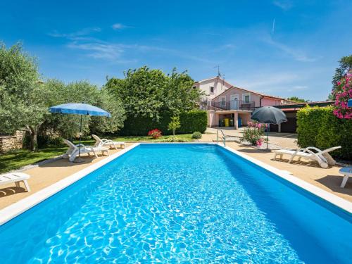 Medvidici House | Holiday Home Sandra by Interhome