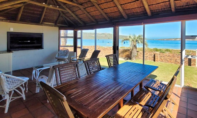 Langebaan House | Holiday Home Seemansrus