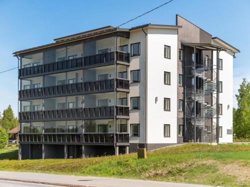 Tahkovuori House | Holiday Home Tahko spa red - vuori apartment by Interhome