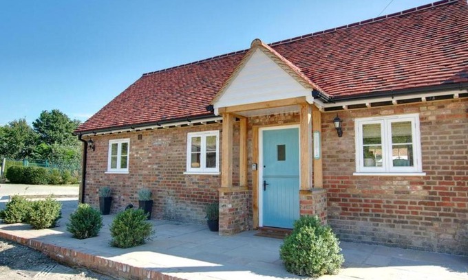 Linton House | Holiday Home The Old Pump by Interhome