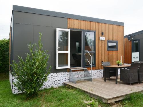 Beilngries House | Holiday Home Tiny Haus Scharl by Interhome