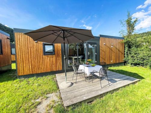 Riedenburg House | Holiday Home Tiny Haus Villa Sunrise by Interhome