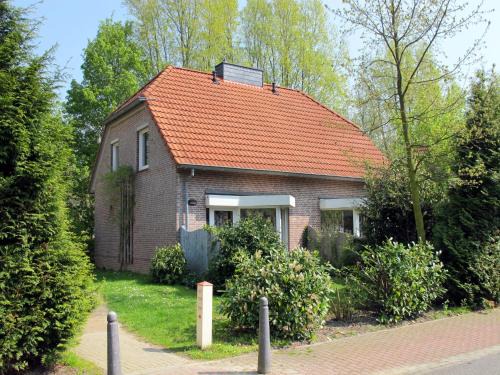 Tossens House | Holiday Home Tossens-6 by Interhome