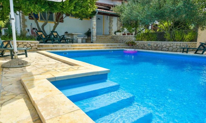 Krusevo House | Holiday Home Villa Ana by Interhome