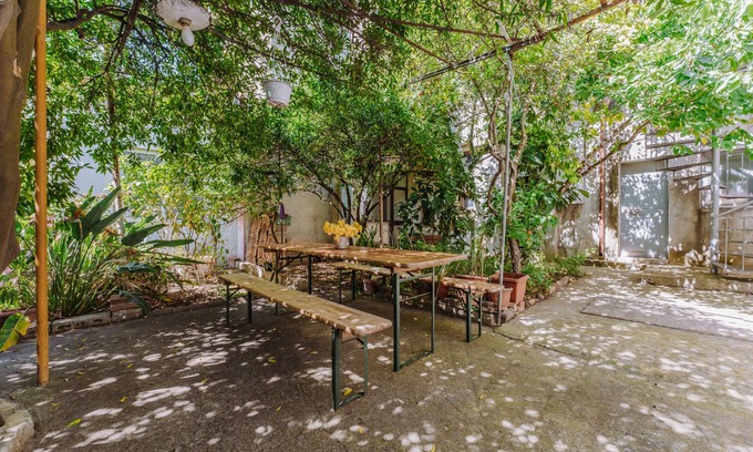 Sestu House | Holiday Home 'Zen' with Private Garden and Wi-Fi