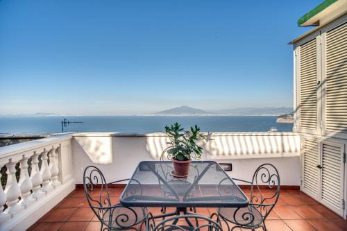 Priora House | Holiday House Aura sea view