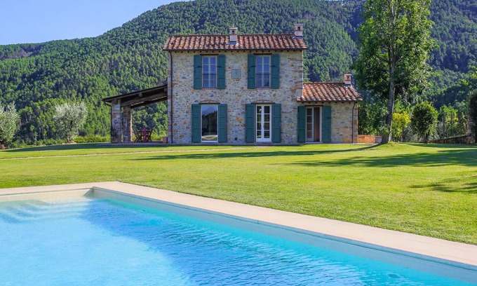 Ruota House | Holiday house Colle di Compito for 1 - 6 persons with 3 bedrooms - Holiday home