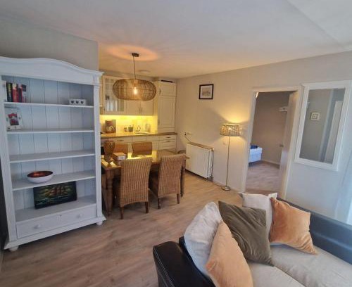 Municipality of Noordwijk House | Holiday house de Zeemeeuw- 2 km from the beach