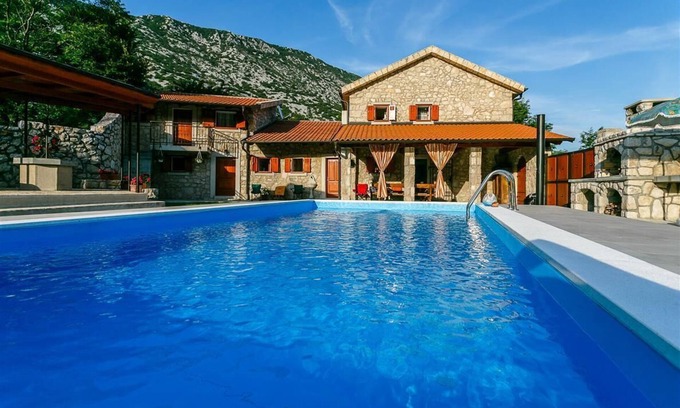 Drivenik House | Holiday house Drivenik for 2 - 8 persons with 4 bedrooms - Holiday home
