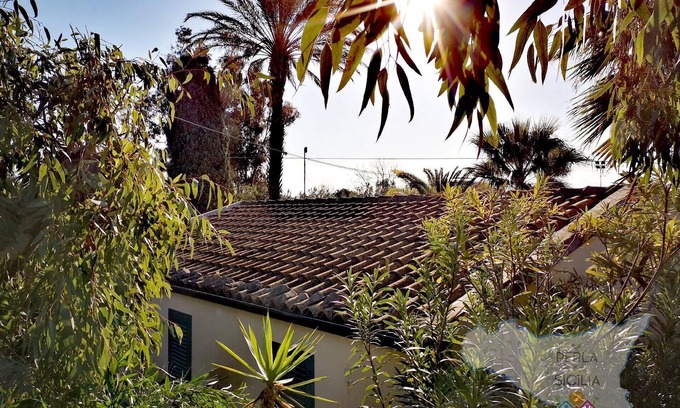 Marina di Modica House | Holiday house Marina di Modica for 1 - 4 persons with 2 bedrooms - Holiday home