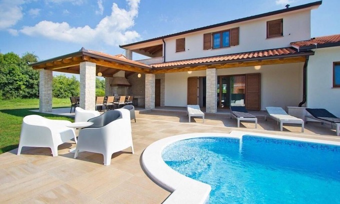 Nedescina House | Holiday house Nedescina for 1 - 10 persons with 4 bedrooms - Holiday house