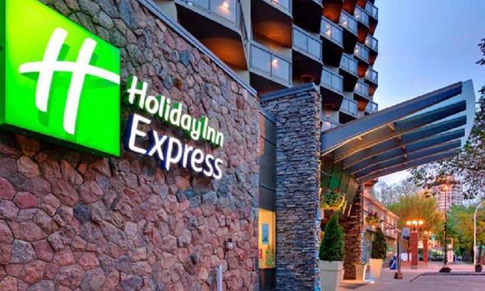 Downtown Edmonton Hotel | Holiday Inn Express Edmonton Downtown by IHG