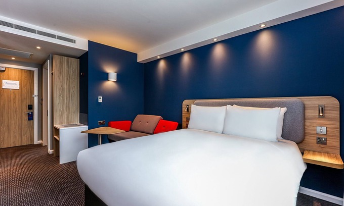 Exeter Hotel | Holiday Inn Express Exeter - City Centre by IHG
