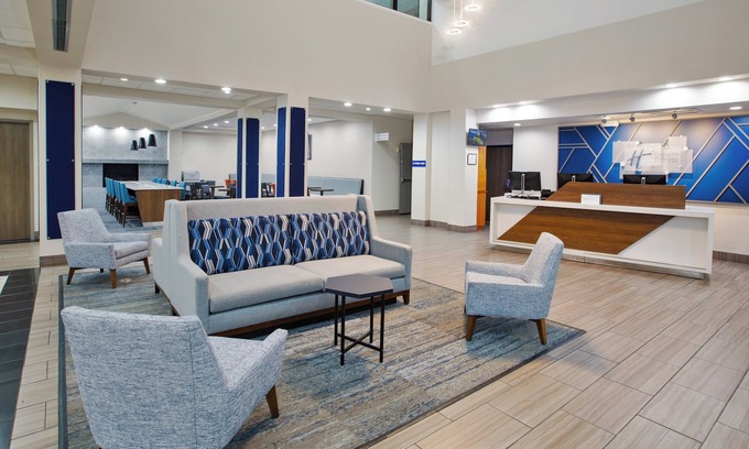 Flagstaff Hotel | Holiday Inn Express Flagstaff by IHG