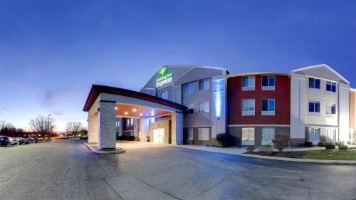 New Haven Hotel | Holiday Inn Express Fort Wayne - East - New Haven by IHG