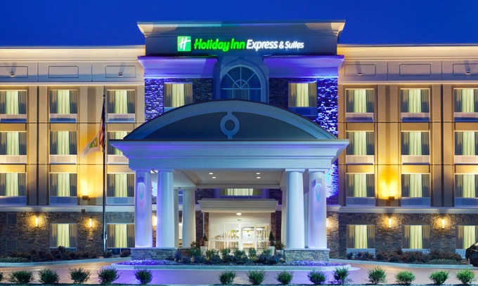 Huntsville Hotel | Holiday Inn Express Hotel & Suites Huntsville West - Research Pk by IHG