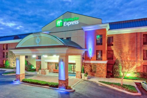 Brentwood Hotel | Holiday Inn Express Hotel & Suites Nashville Brentwood 65S