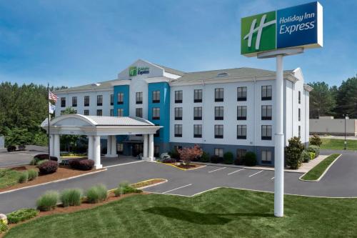 Knoxville Hotel | Holiday Inn Express Knoxville-Strawberry Plains by IHG