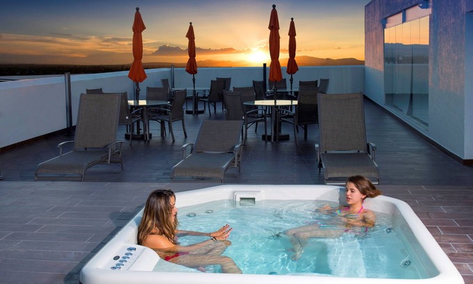 Downtown Queretaro Hotel | Holiday Inn Express Queretaro by IHG