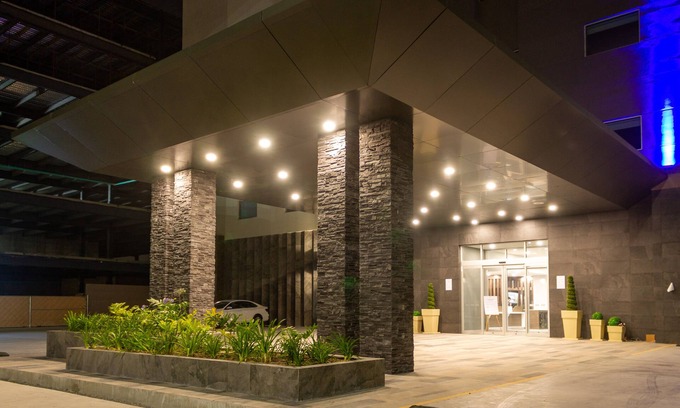 Tijuana Hotel | Holiday Inn Express & Suites Tijuana Otay by IHG