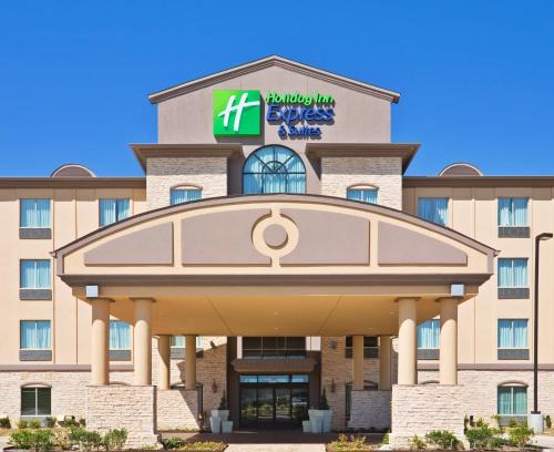 White Rock Hills Hotel | Holiday Inn Express & Suites Dallas East - Fair Park by IHG