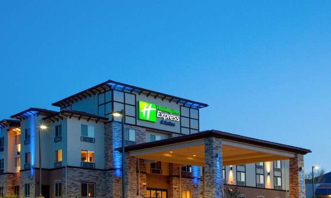 Lebec Hotel | Holiday Inn Express & Suites Frazier Park by IHG