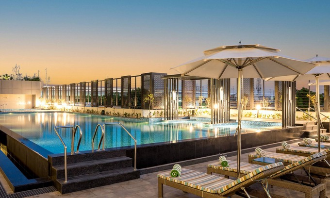 Lucknow Hotel | Holiday Inn Lucknow Airport by IHG