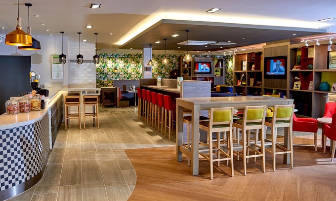 Flore Hotel | Holiday Inn Northampton West M1, Jct 16 by IHG