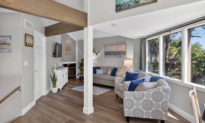 Osage Beach Villa | Holiday Shores 23 - Beautiful Villa with Resort Amenities!