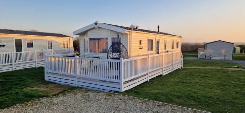 Truro Resort | HolidayLet 24 Bude Newperran Holiday Park