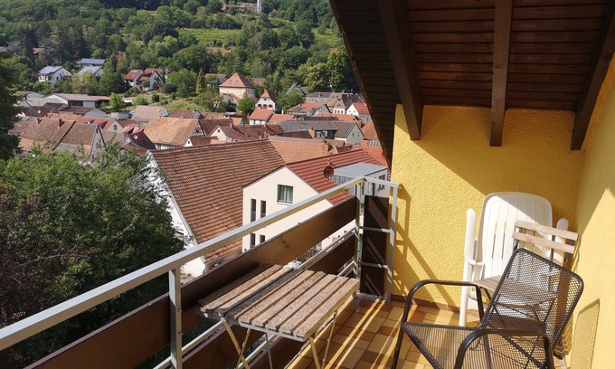 Leinsweiler Apartment | Holidays in the winegrower village