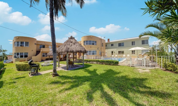 Hollywood Apartment | Hollywood Beach Seaside