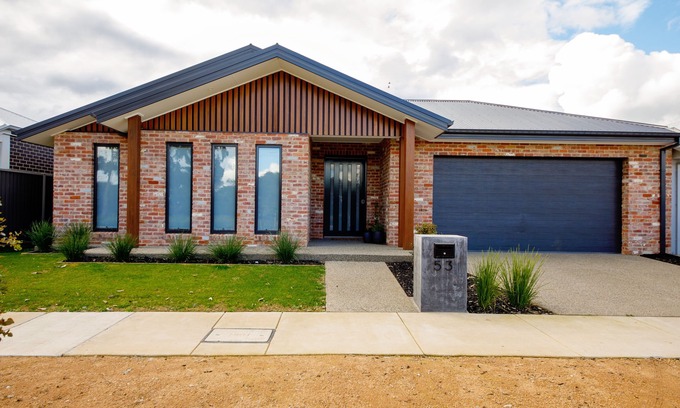 Yarrawonga House | Home Away from Home 53PTCYarra