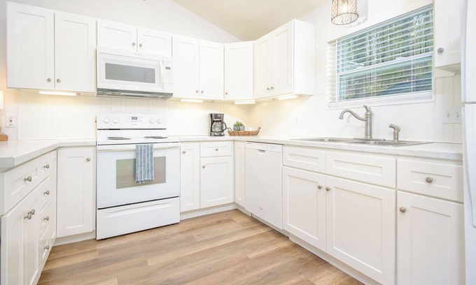 Ashley Oaks House | Home Away From Home in TN