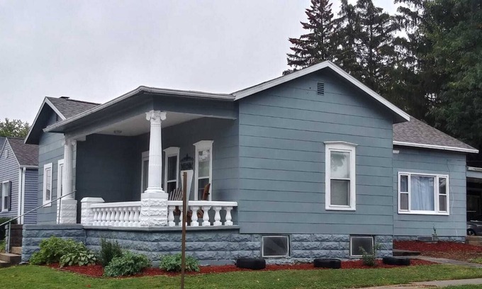 Monroe House | Home away from home