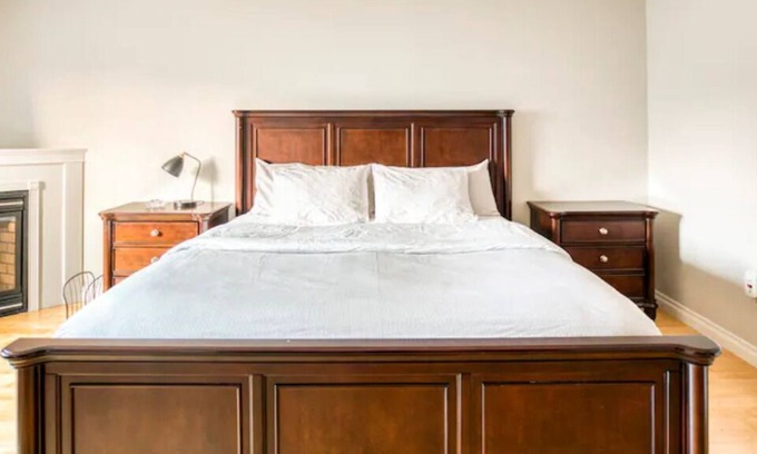 Newmarket House | Home away home!
