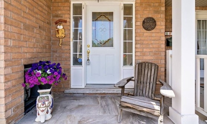 St. Catharines House | Home in St. Catharines