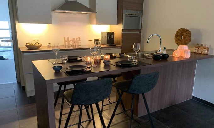 Westende Apartment | home S